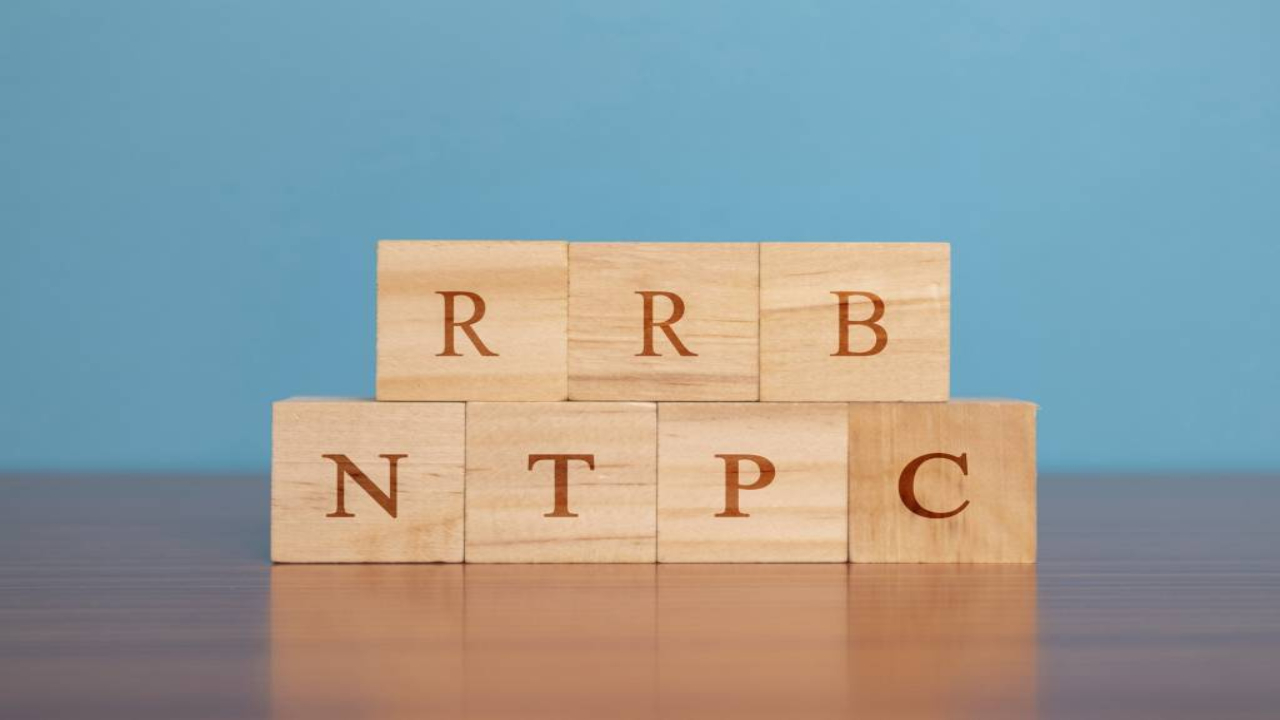 RRB NTPC UG परीक्षा 2025 शुरू जानिए जरूरी निर्देश और नया एग्जाम पैटर्न
